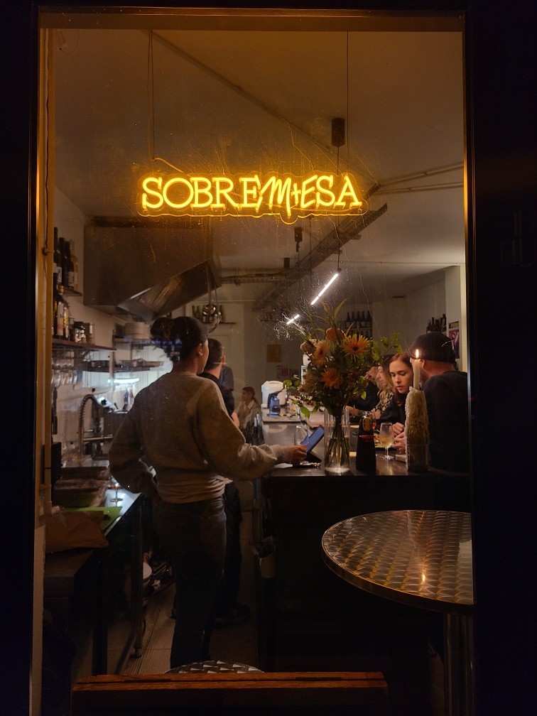 sobremesa cave a manger montmartre 08